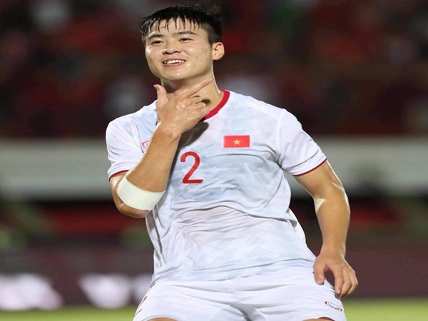 Review tiền vệ Duy Mạnh siêu gắt của tuyển Việt Nam